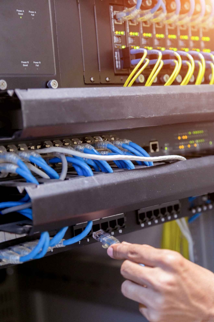 new light eletricista - serviços de ited - redes certificadas